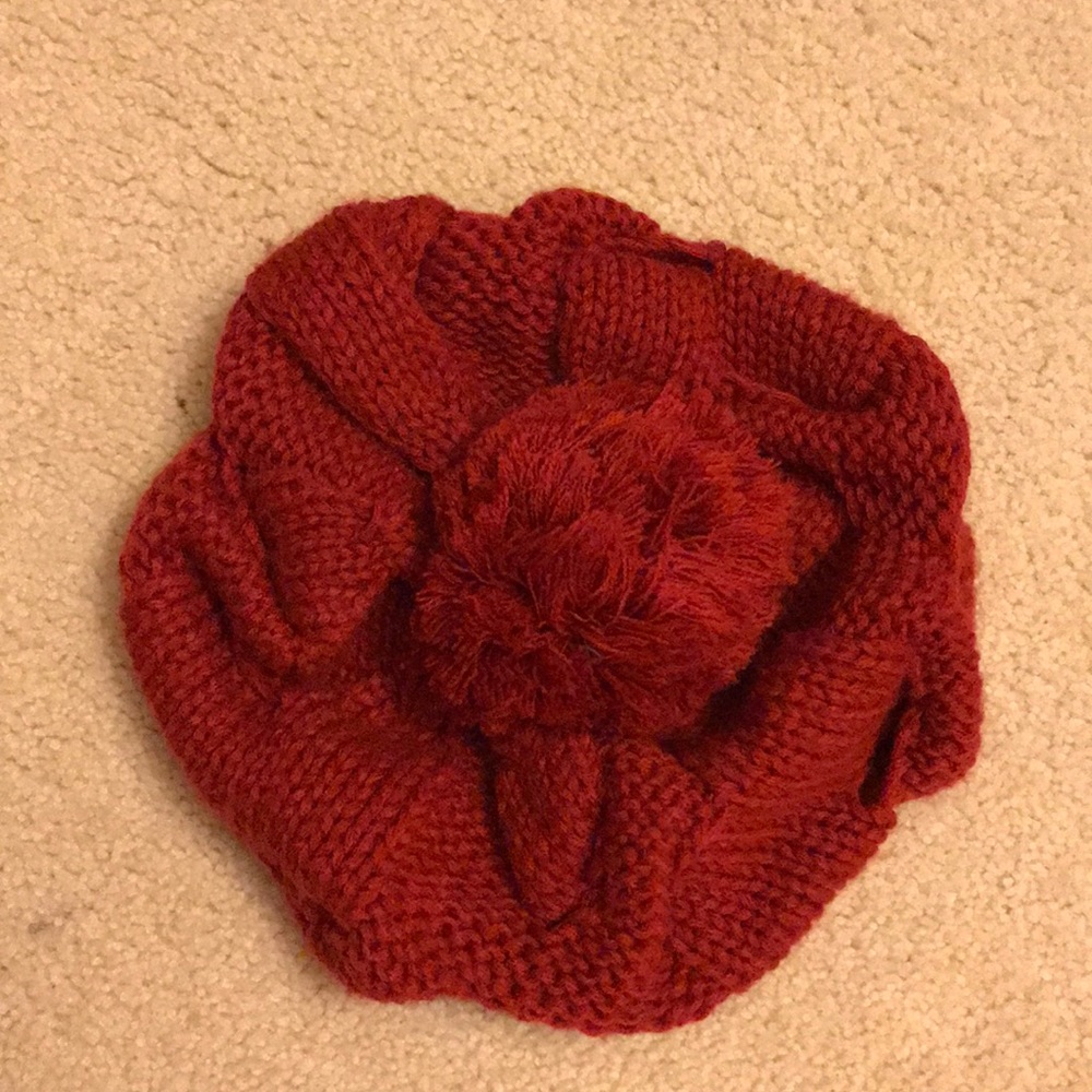 Red beanie - Picture 3 of 4